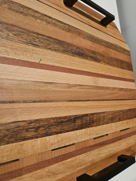 TXTRENDING Houten Dienblad / Serveerplank – 37×37 cm – Massief Hout – Met Handgrepen – Handgemaakt