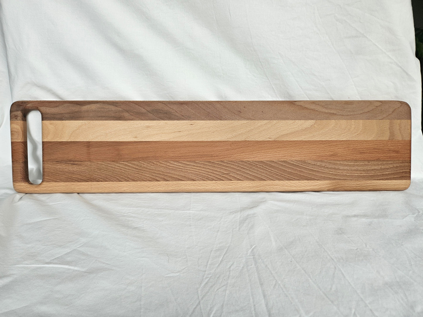 TXTRENDING Beukenhouten Broodsnijplank – Handgemaakte Serveerplank met Handgreep – Massief Beukenhout – 68 x 16 cm