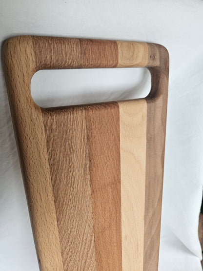 TXTRENDING Beukenhouten Broodsnijplank – Handgemaakte Serveerplank met Handgreep – Massief Beukenhout – 68 x 16 cm