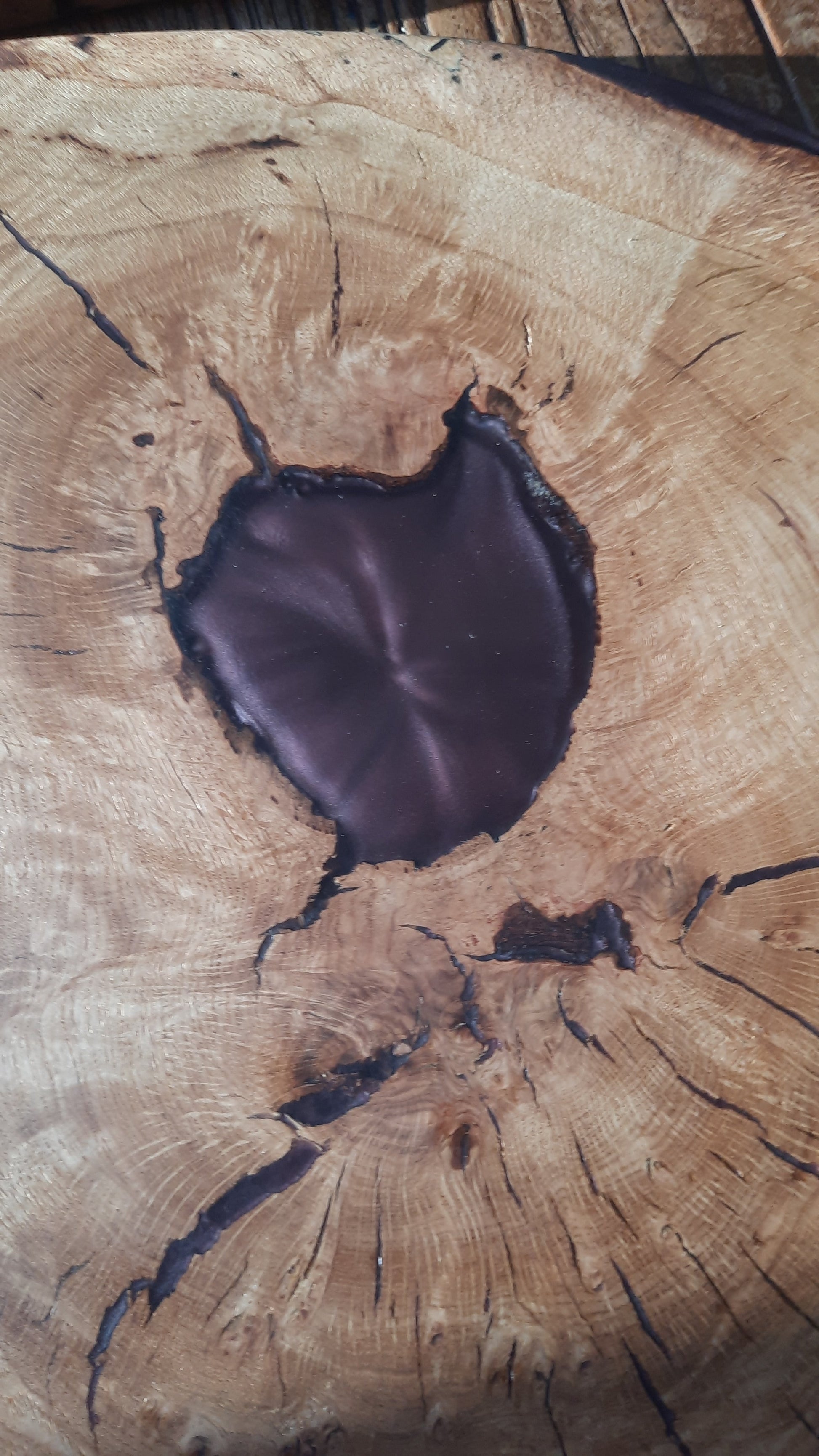 Eiken serveerplank met epoxy – Handgemaakt & vol karakter (ref. 03)   