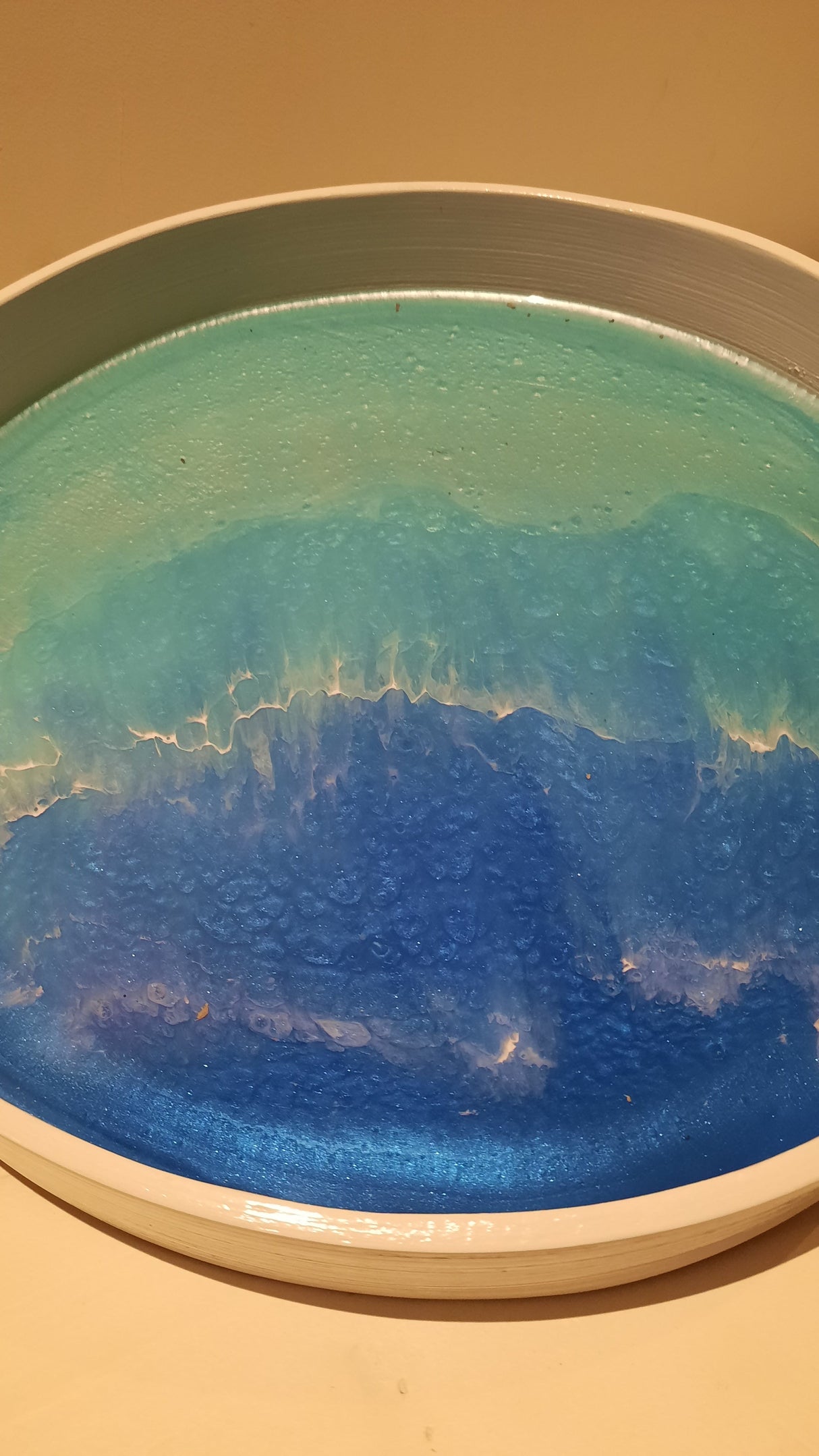 TXTRENDING Ocean Tray – Handgemaakt Dienblad met Epoxy Zee | Ø 30 cm