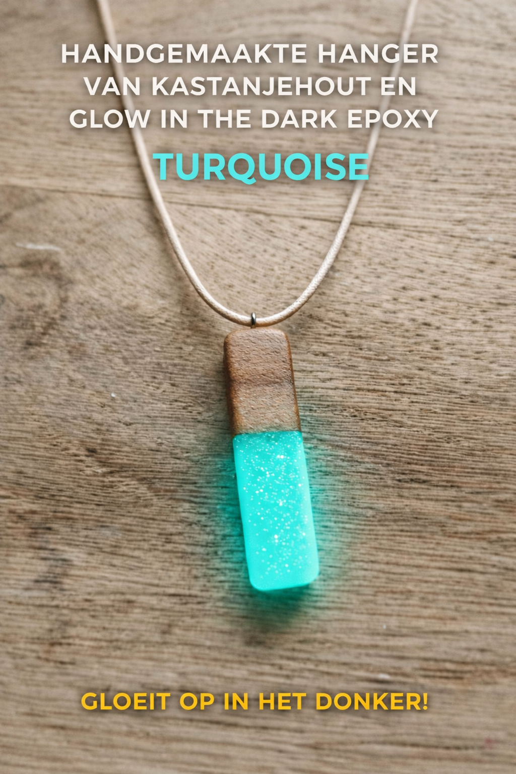 Glow in the Dark Hanger – Handgemaakt van Kastanjehout, Notenhout & Olijfhout – Epoxy Turquoise – Uniek & Ambachtelijk